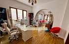 Casă cu 7 camere cu Teren 212 Mp în Central - 11