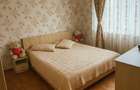Apartament cu 3 camere decomandat în Tractorul - 2