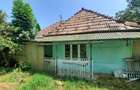 Casă cu Teren 971 Mp în Păingeni - 1