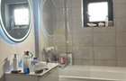 Casă individuală cu 3 camere cu Canalizare în Central - 10