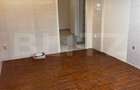 Spatiu comercial cu potential, 200 mp, zona Saturn - 1