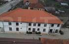 Pensiune de vanzare, 6 camere, 370 mp, zona Arcani - 1