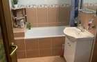 De vanzare apartament cu 3 camere in zona Soarelui decomandat etaj 3 amenajat - 3