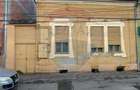 Casă cu 4 camere cu Teren 346 Mp în Central - 1