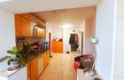Vând apartament cu 3 camere central,  - 5