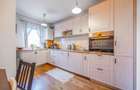 Apartament 4 camere, 2 băi, 2 balcoane și 2 locuri de parcare | MOBILAT