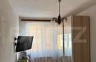 Apartament cu 3 camere decomandat în Micro 8 - 11