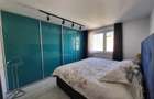 Apartament cu 3 camere decomandat în Tractorul - 2