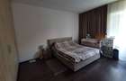 Apartament cu 3 camere în Central - 2