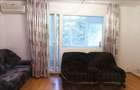 Apartament cu 3 camere semidecomandat în București - 3