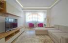 Apartament cu 3 camere decomandat în Tractorul - 2