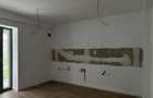 Apartament cu 3 camere semidecomandat în Lacul Tei - 7
