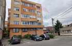 Apartament cu 3 camere decomandat în Central - 18
