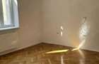 Apartament cu 4 camere decomandat în 13 Decembrie - 3