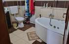 Casă individuală cu 5 camere cu Teren 500 Mp în Sud - 6