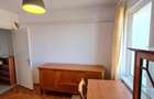 Apartament cu 3 camere semidecomandat în Central - 36