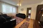 Apartament cu 3 camere semidecomandat în Podu Roș - 2