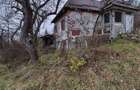 Teren 20 de ari/2000mp cu 2 case batranesti de vanzare - 6
