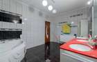 Casă individuală cu 7 camere cu Teren 200 Mp în Copou - 15
