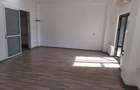 Spatiu Comercial De Inchiriat - 3