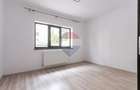 Apartament cu 3 camere, gradina proprie+loc de parcare- Str. Luminii - 10