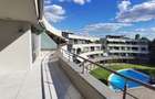 Apartament spatios cu 3 dormitoare in complex cu paza si piscina comuna