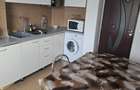 Apartament de 3 camere cu balcon ?i debara, gata de utilizare