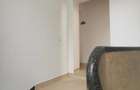 Casă cu 4 camere cu Teren 245 Mp în Obor - 4