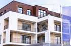 Apartament 3 camere, 2 balcoane, bloc nou, lift, boxa la subsol