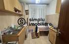 3 semidecomandate, etaj 1, zona Supeco - 100 000 Euro - 12
