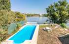 Vanzare Vila 5 camere cu semineu, piscina si priveliste lac piscicol - 5