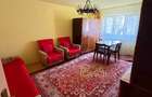 Inchiriez apartament 2 camere, decomandat, zona Sensul Vechi.
