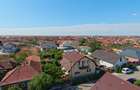 De vânzare casă cu 3 corpuri de clădire și teren de 771 mp, Sântandrei