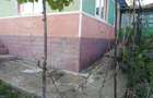 Casa de vanzare in comuna Deleni, jud. Iasi situata chiar la strada principala!