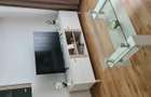 Inchiriez apartament 2 camere semidecomandat zona centrala - 2