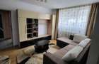 Apartament cu 2 camere, bucatarie separata ?i gradina
