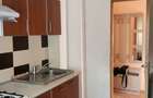 Inchiriez 2 camere deco, etaj 1 URA - 2