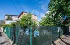 Casa parter,  situata pe colt, teren 300 mp, acces dublu - 21