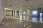 Clădire comercialǎ în Arad | 3.324 mp | 50 locuri de parcare