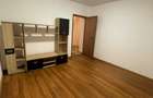 Apartament Doua Camere, decomandat, et 3 - 5