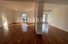 Apartament cu 4 camere decomandat în Băneasa - 10