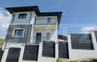 Casă cu 4 camere cu Teren 943 Mp în Central - 2