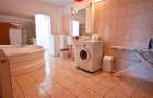 Duplex cu 6 camere cu Canalizare în Central - 25