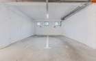 Apartament cu 3 camere decomandat în Tractorul - 24