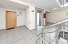 Apartament cu 2 camere decomandat în Tractorul - 21