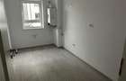 Apartament cu 4 camere decomandat în Tractorul - 3