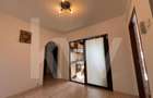 Apartament cu 3 camere decomandat în Vasile Aaron - 9