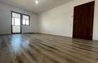 Apartament cu 3 camere decomandat în Sud - 3