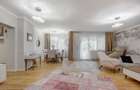 Apartament cu 3 camere decomandat în Tei - 2