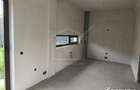 Duplex cu 4 camere cu Canalizare în Iris - 13